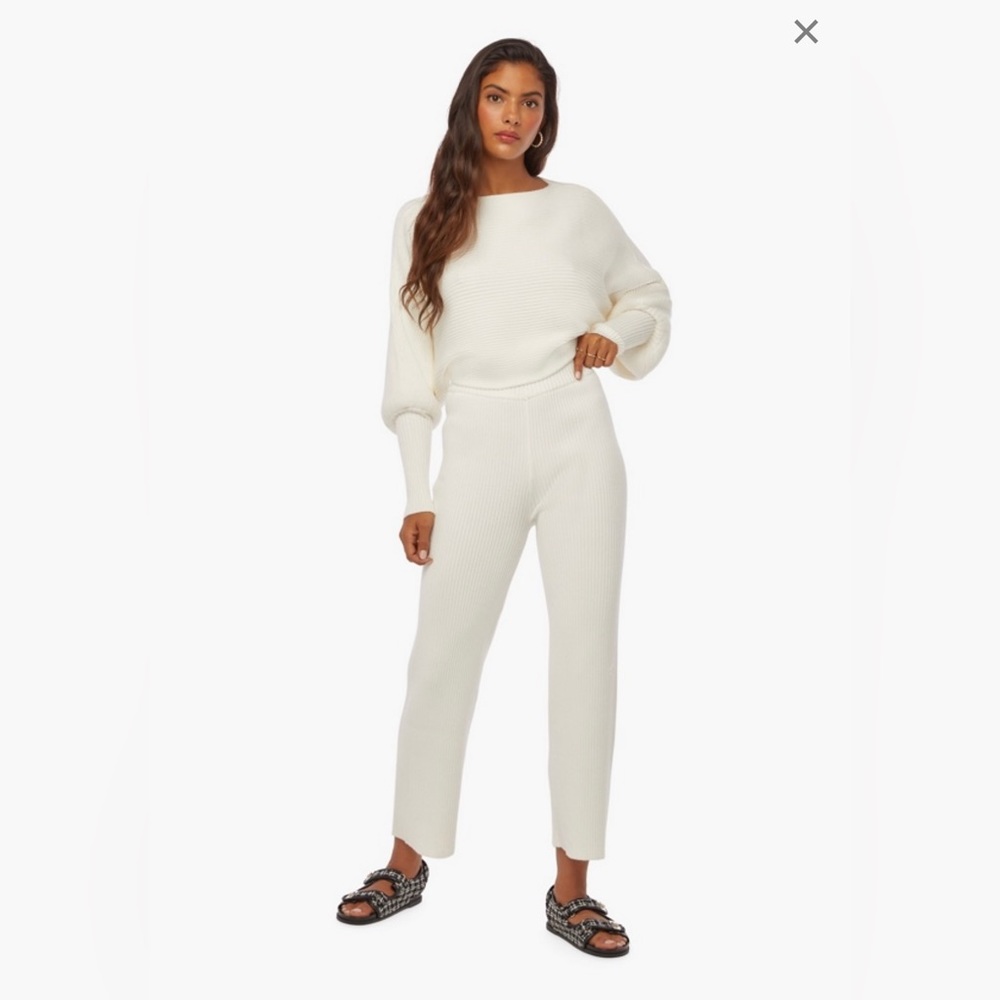 Navy blue ribbed cropped sweater and pants set